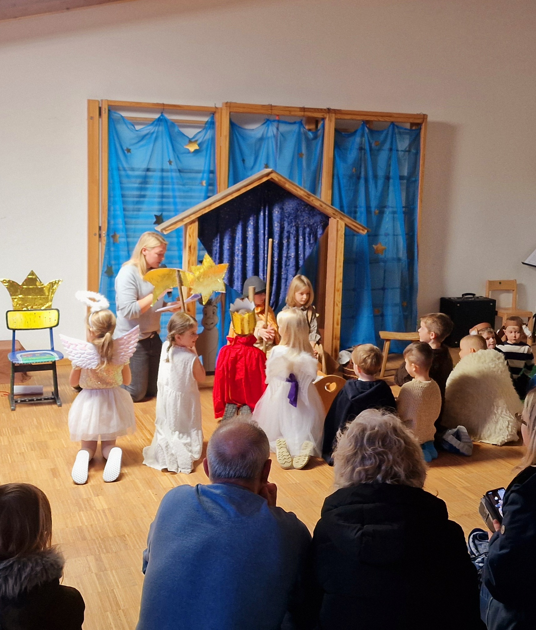 Krippenspiel im Kindergarten „Bunte Au“ in Schierling